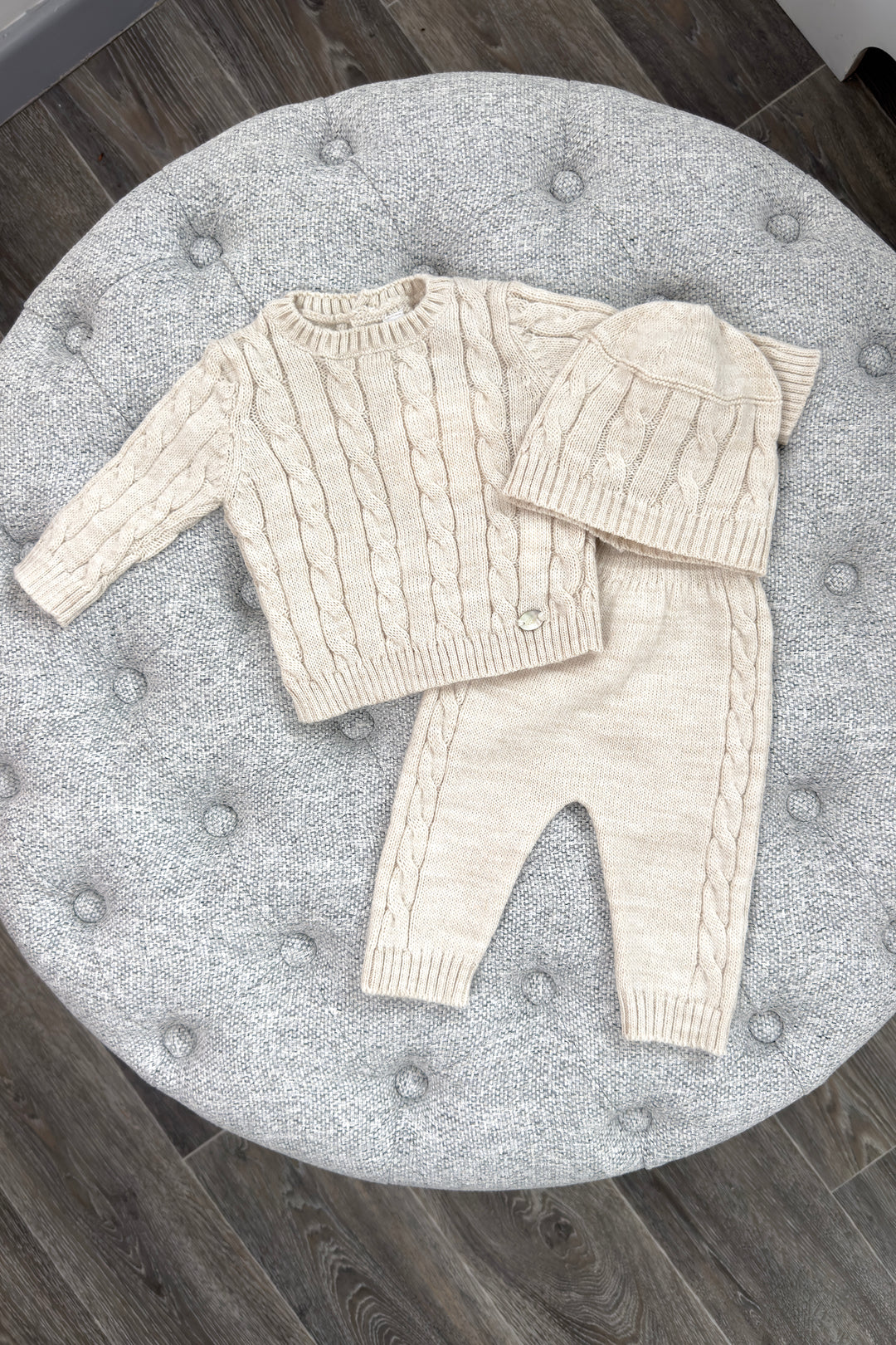 Martín Aranda "Alaric" Beige Cable Knit Top, Trousers & Hat | Millie and John