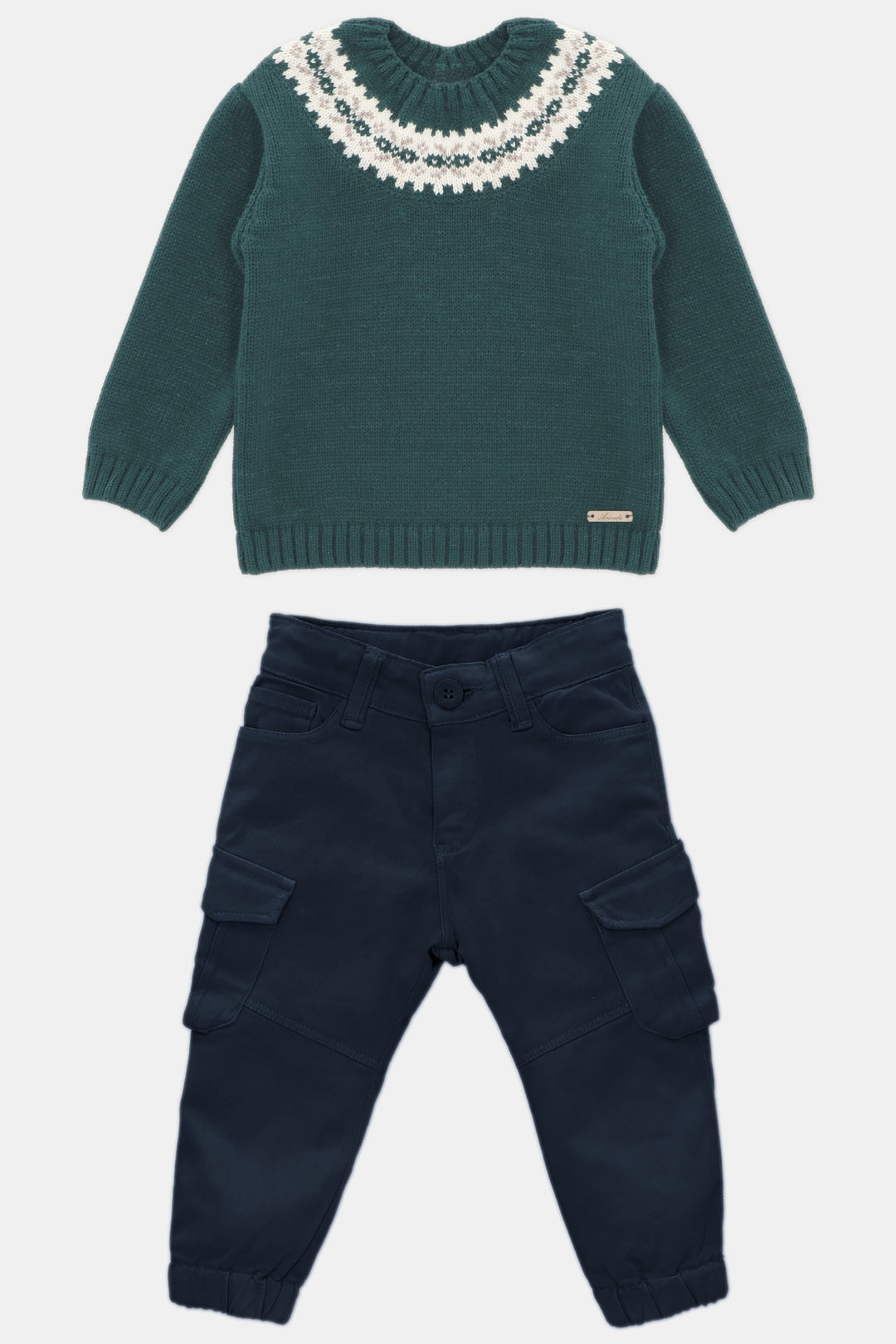 Martín Aranda "Ronnie" Bottle Green Fair Isle Jumper & Cargo Trousers | Millie and John