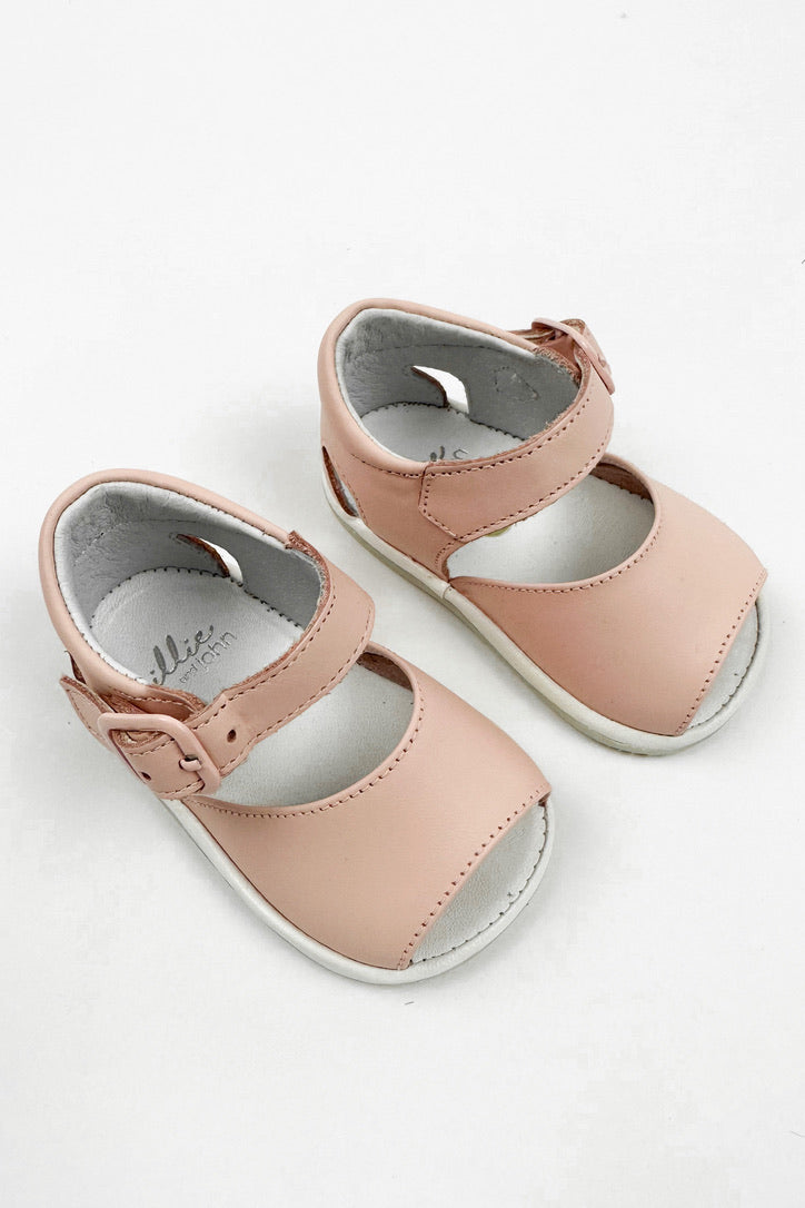 León Shoes X M&J "Sierra" Pink Leather Sandals | Millie and John