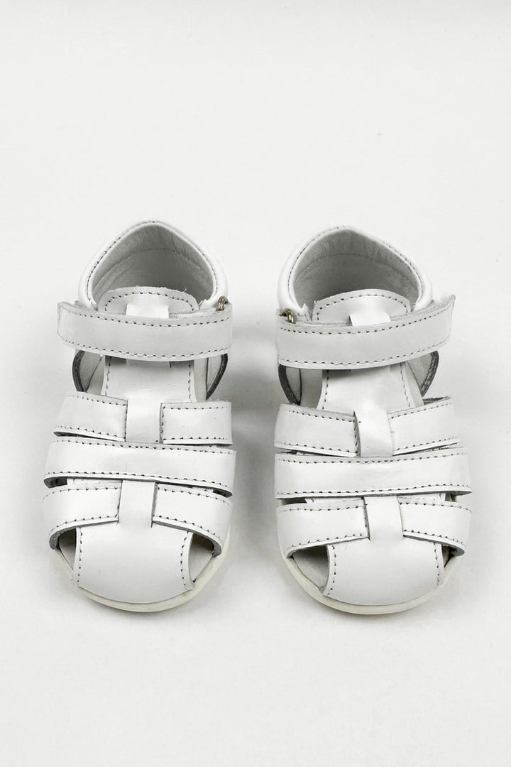 León Shoes X M&J "Pedro" White Leather Sandals | Millie and John