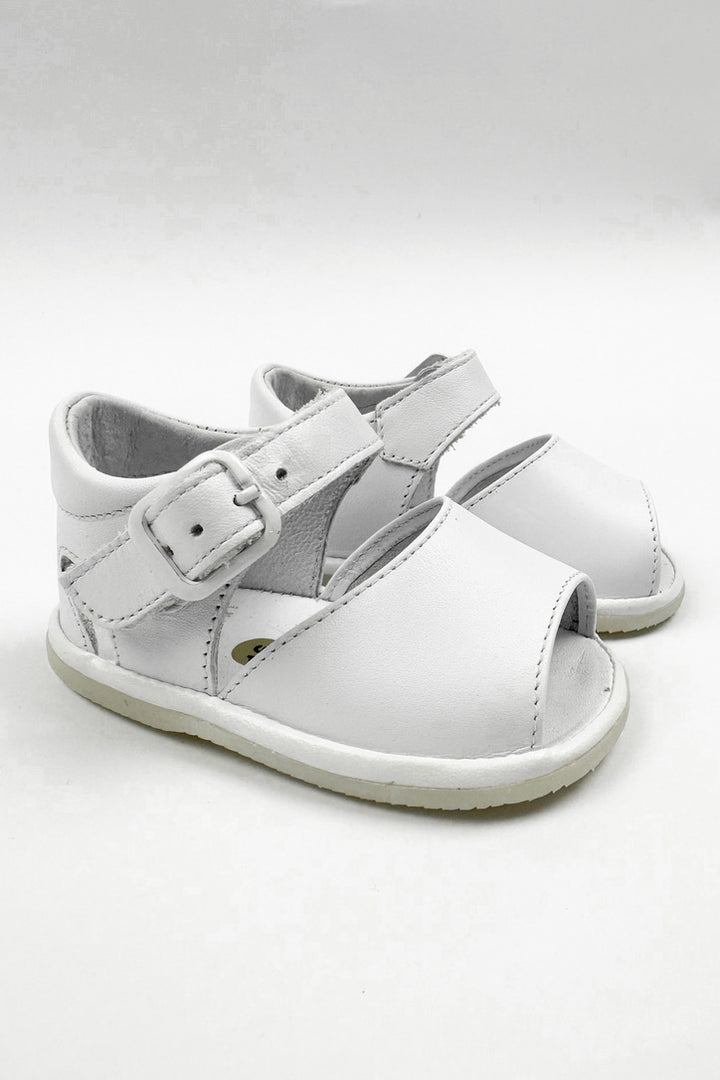 León Shoes X M&J "Sierra" White Leather Sandals | Millie and John