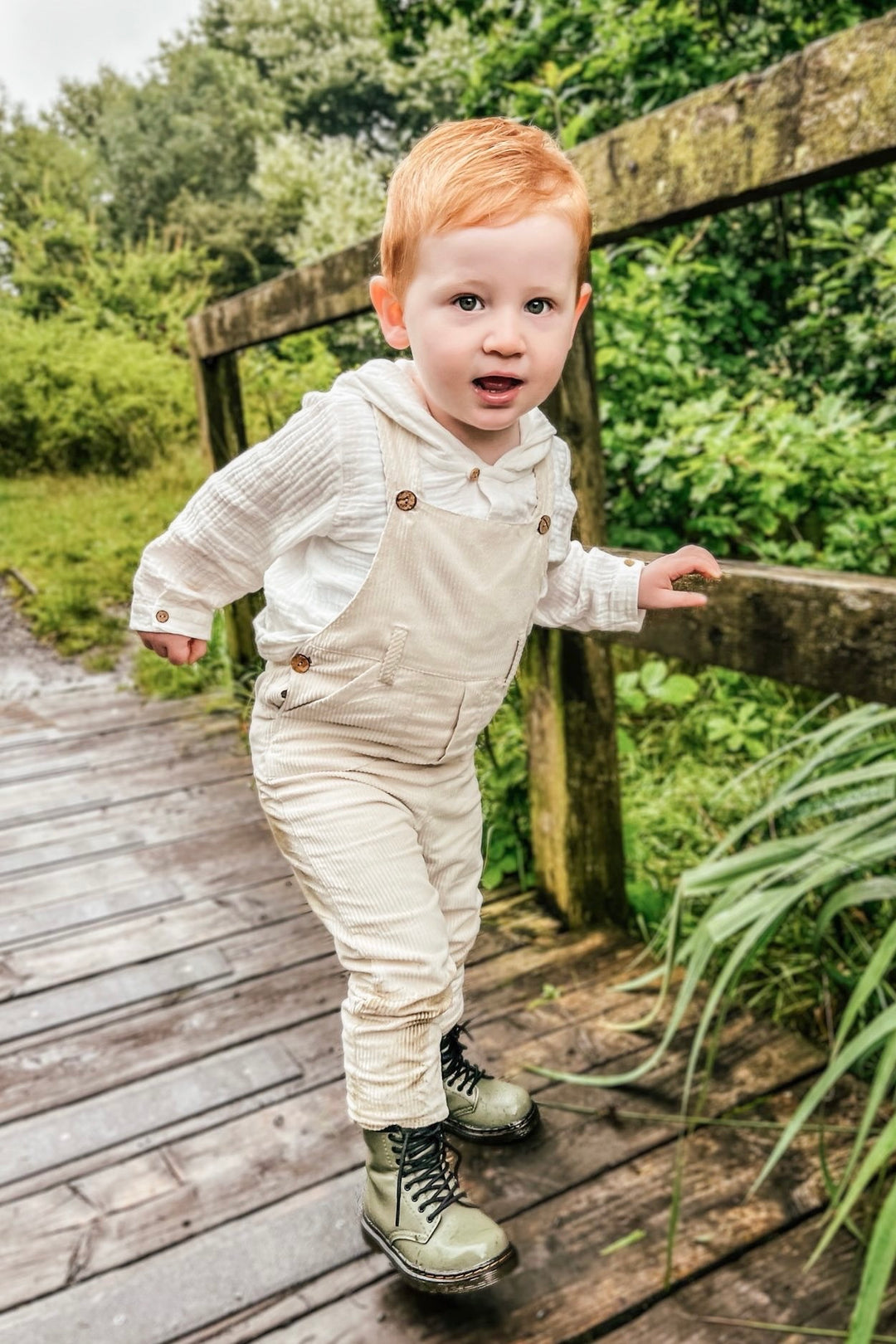 Deolinda "Henry" Sand Needlecord Dungaree Set | Millie and John