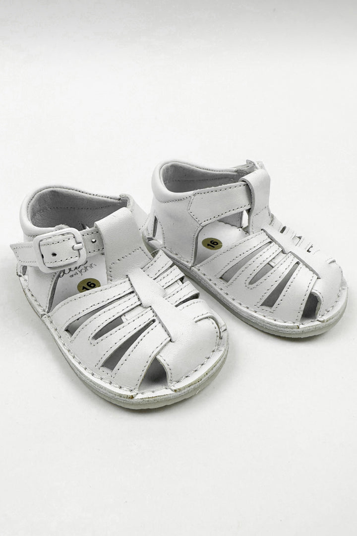 León Shoes X M&J "Luis" White Leather Sandals | Millie and John