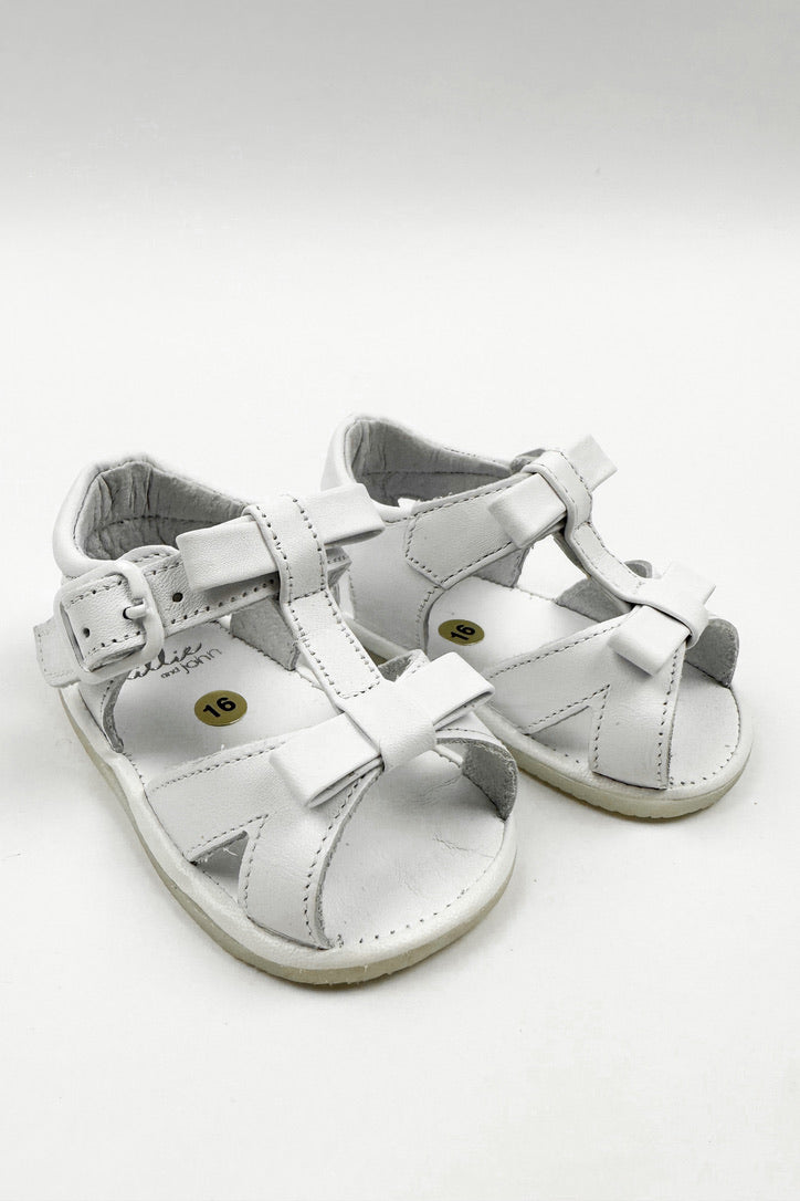 León Shoes X M&J "Gabriela" White Patent Leather Sandals (UK 0-4) | Millie and John