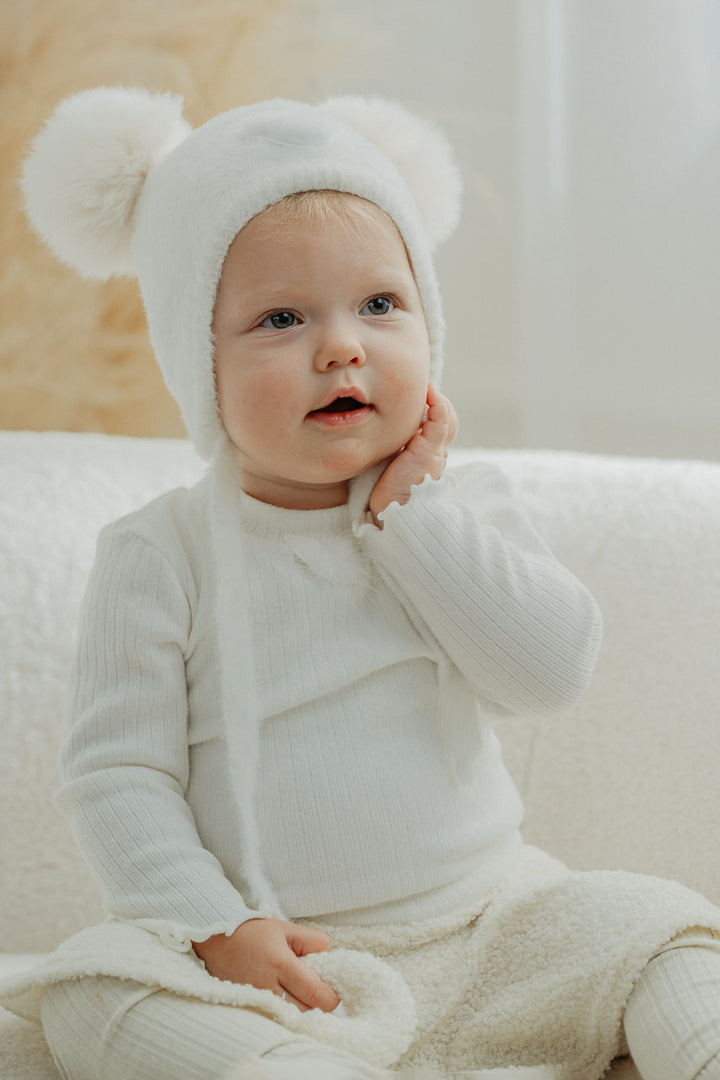 Jamiks Fluffy Ivory Cashmere Bear Pom Pom Hat | Millie and John