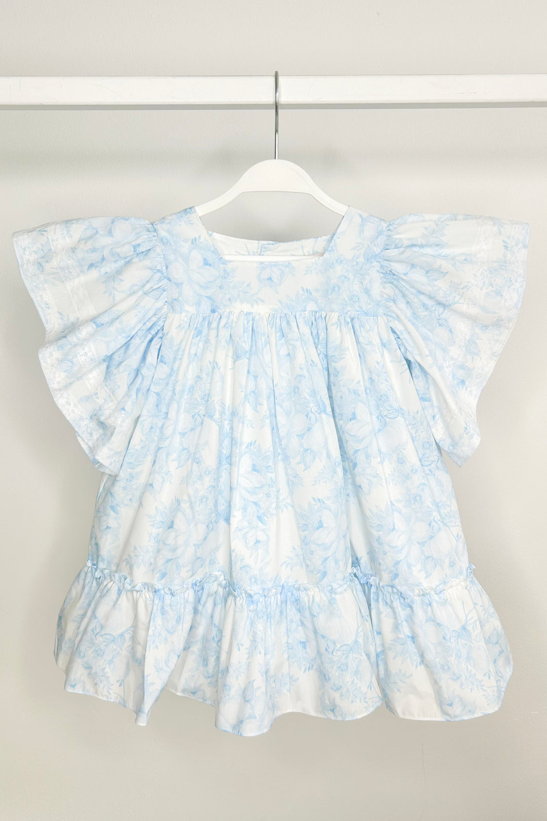 Puro Mimo "Persephone" Blue Floral Butterfly Sleeve Dress | Millie and John