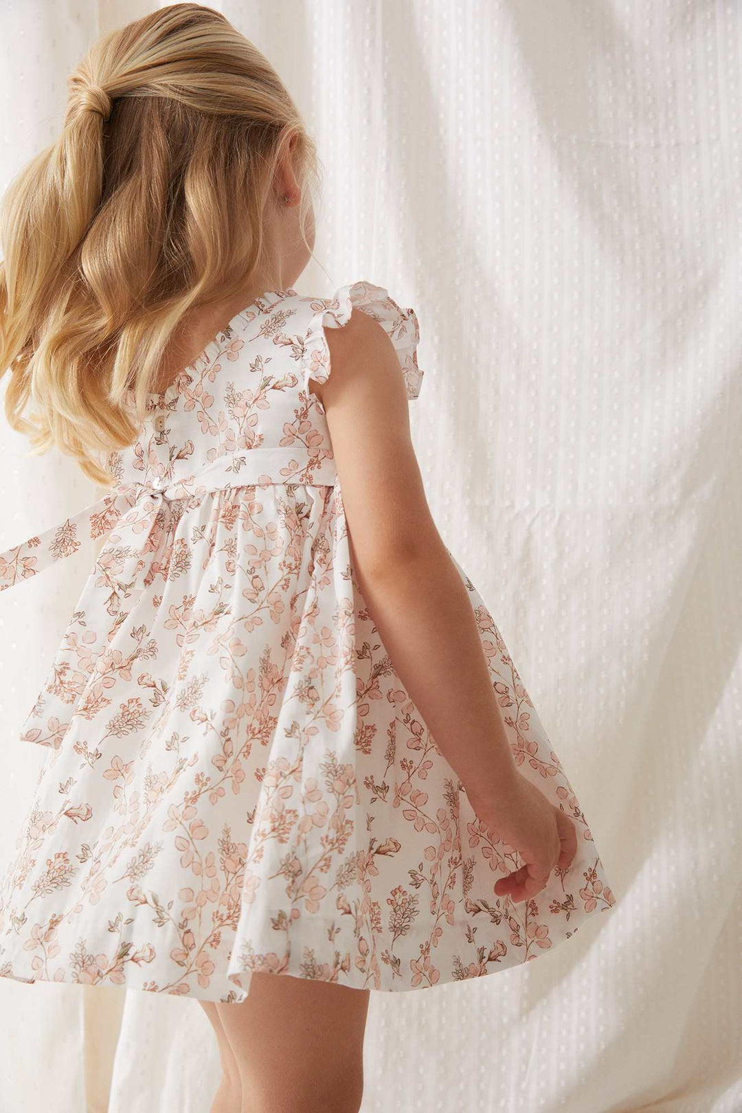 Tartaleta "Sybil" Pale Pink Floral Smocked Dress | Millie and John