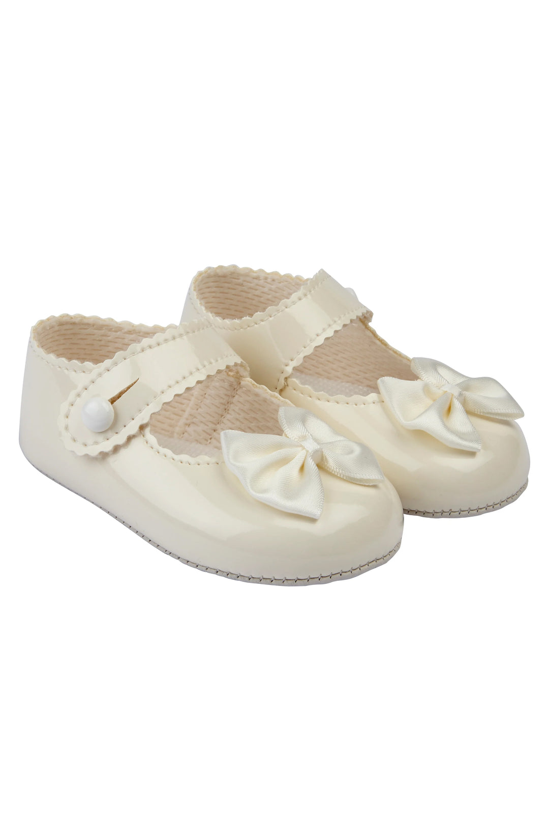 Baypods Ivory Patent Bow Soft Sole Shoes | Millie and John