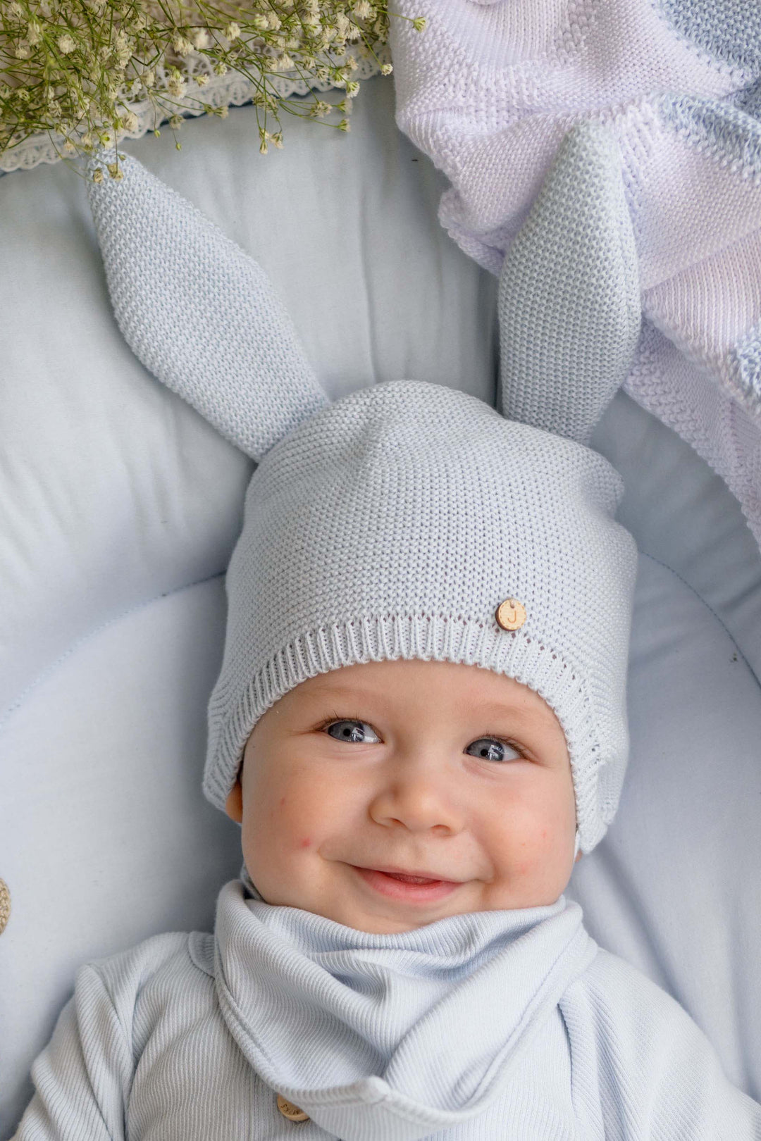 Jamiks "Bugs" Light Blue Knit Bunny Hat | Millie and John