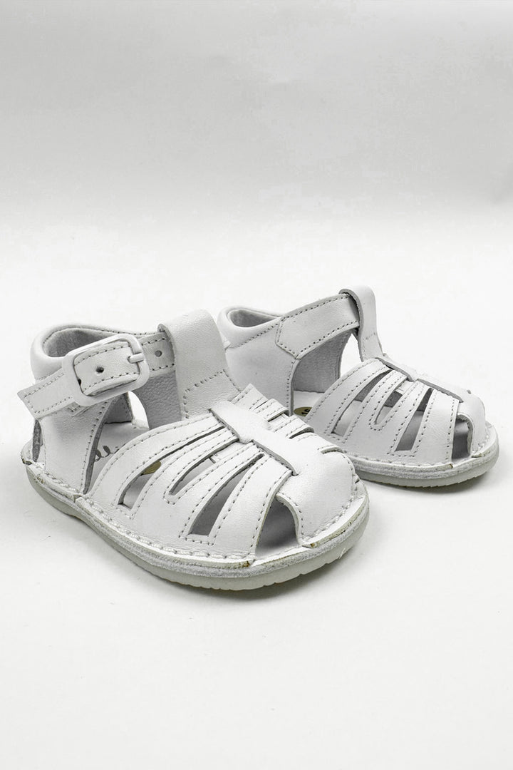 León Shoes X M&J "Luis" White Leather Sandals | Millie and John
