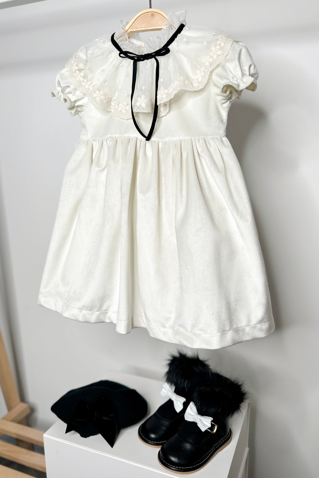 Fofettes "Emmeline" Ivory Velvet Lace Dress | Millie and John