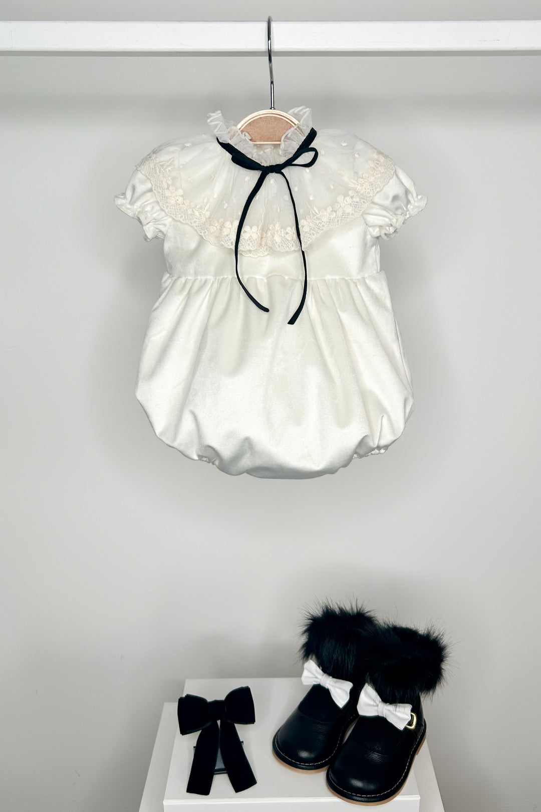 Fofettes "Vivienne" Ivory Velvet Lace Romper | Millie and John