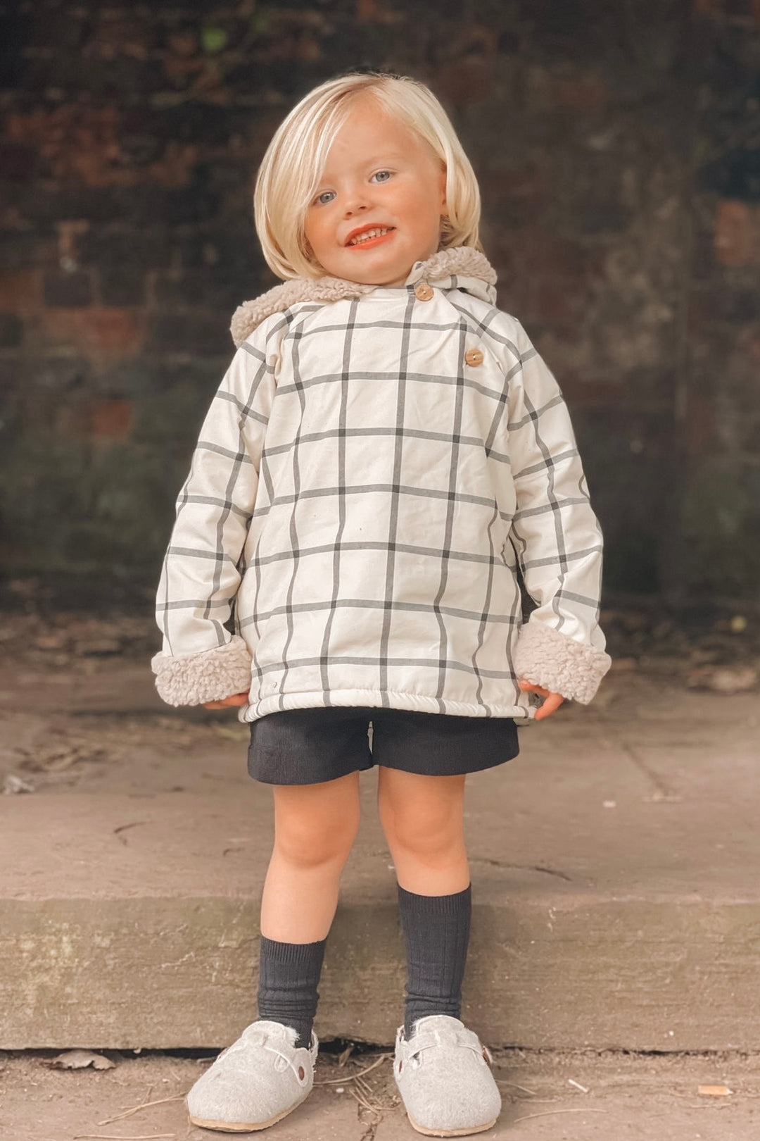 Valentina Bebes "Camden" Ecru Checked Hoodie & Black Shorts | Millie and John