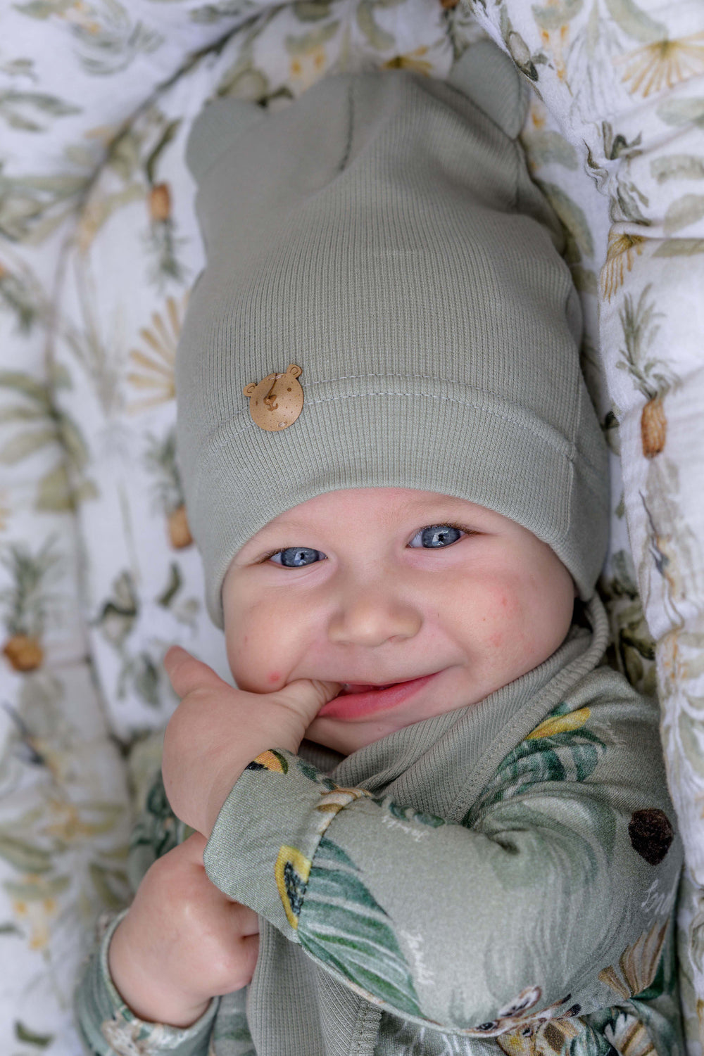 Jamiks "Flavio" Olive Ribbed Teddy Hat | Millie and John
