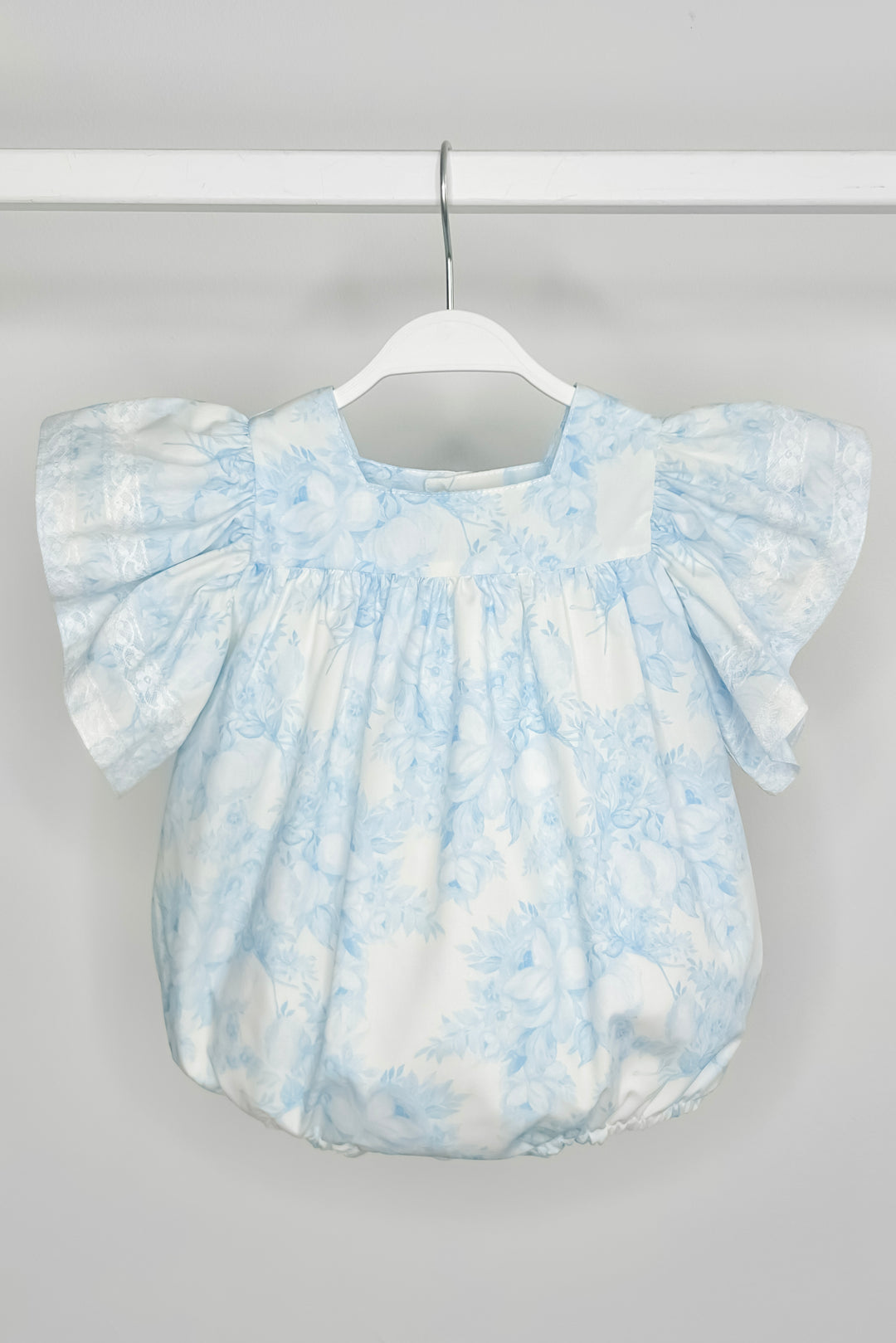 Puro Mimo "Alana" Blue Floral Butterfly Sleeve Romper | Millie and John