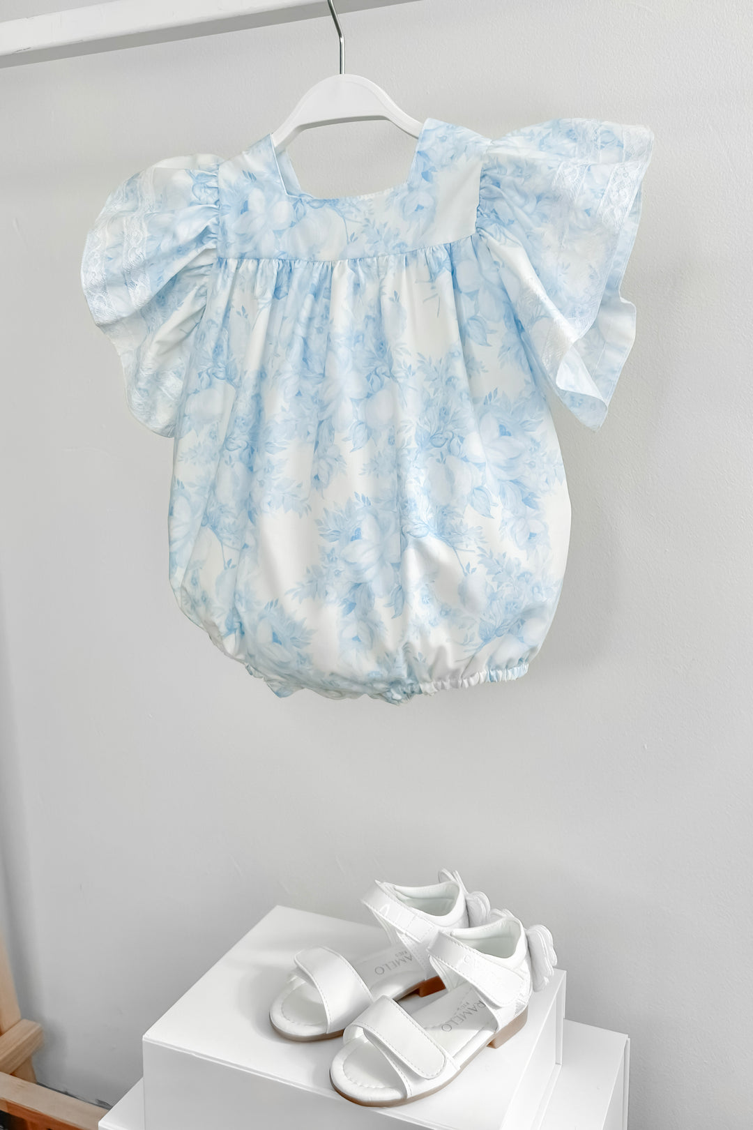Puro Mimo "Alana" Blue Floral Butterfly Sleeve Romper | Millie and John