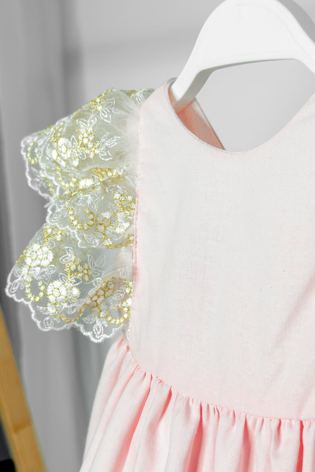 Fofettes "Alya" Pink Gold Lace Sleeve Romper | Millie and John