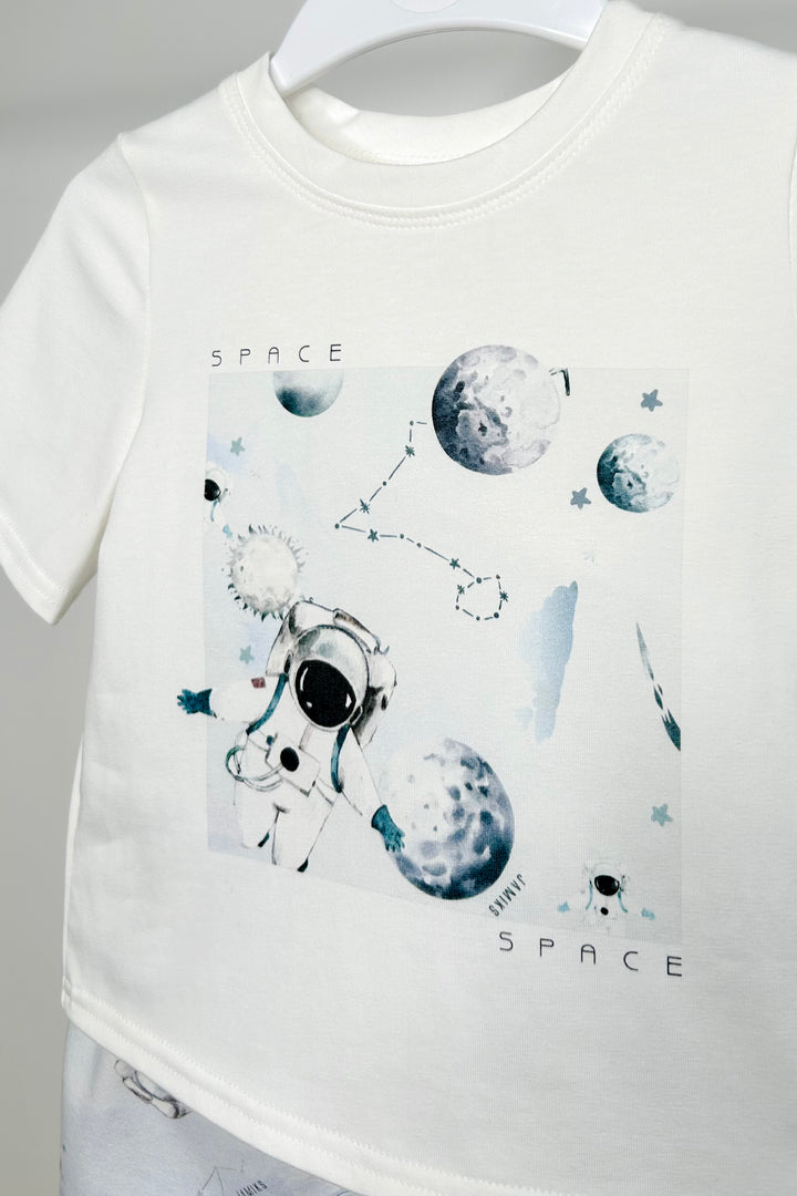 Jamiks "Jackson" Ivory & Blue Astronaut T-Shirt & Shorts | Millie and John