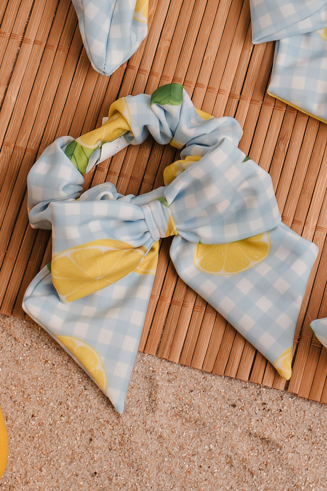 Meia Pata LEMONS Bow Scrunchie | Millie and John