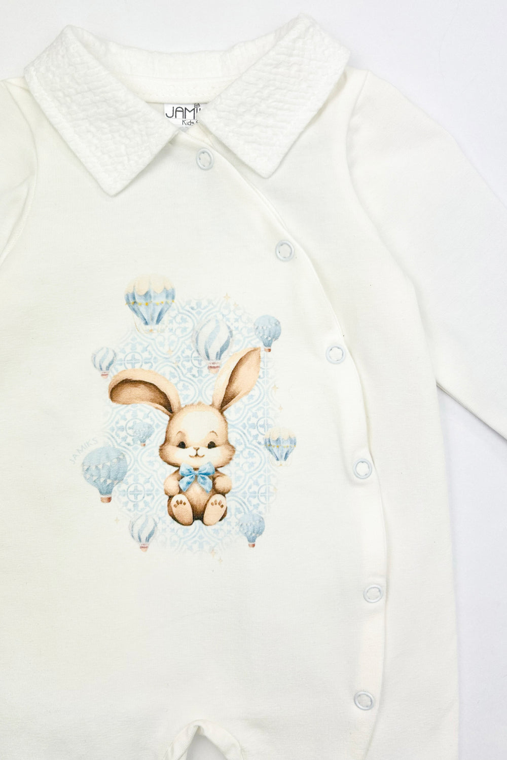 Jamiks "Robin" Ivory & Blue Bunny Sleepsuit | Millie and John
