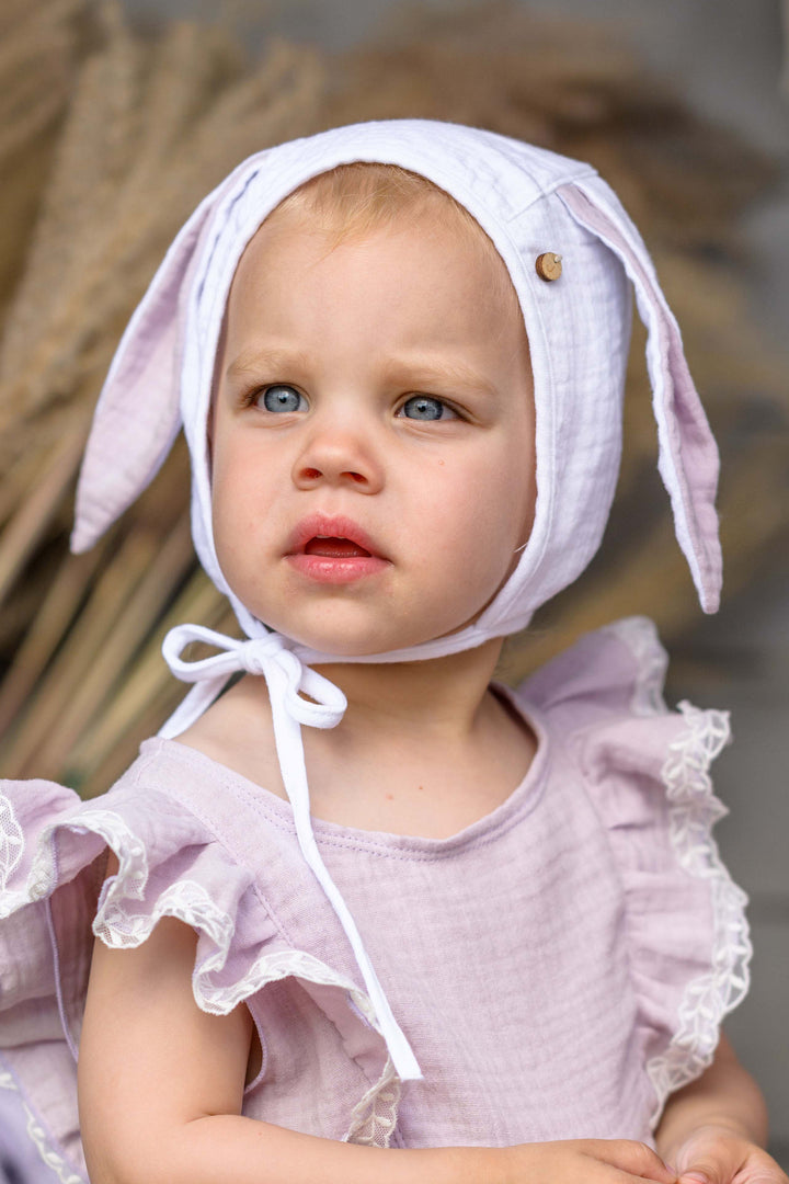 Jamiks "Siddy" White Cheesecloth Bunny Hat | Millie and John
