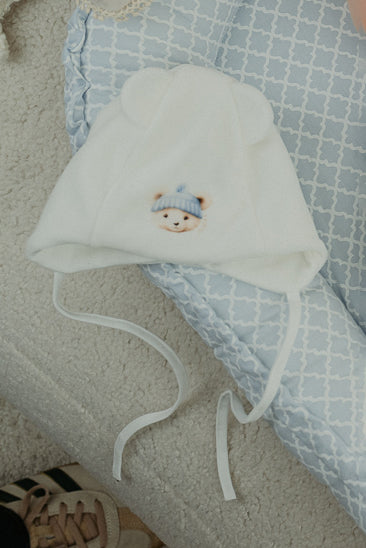 Jamiks Ivory & Blue Velour Bear Hat | Millie and John