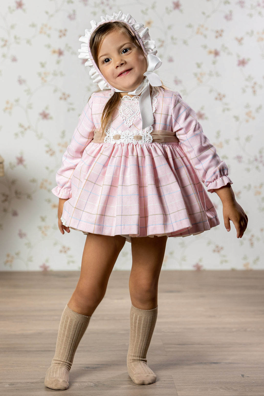 Abuela Tata "Daphne" Pink Check Dress, Bloomers & Bonnet | Millie and John