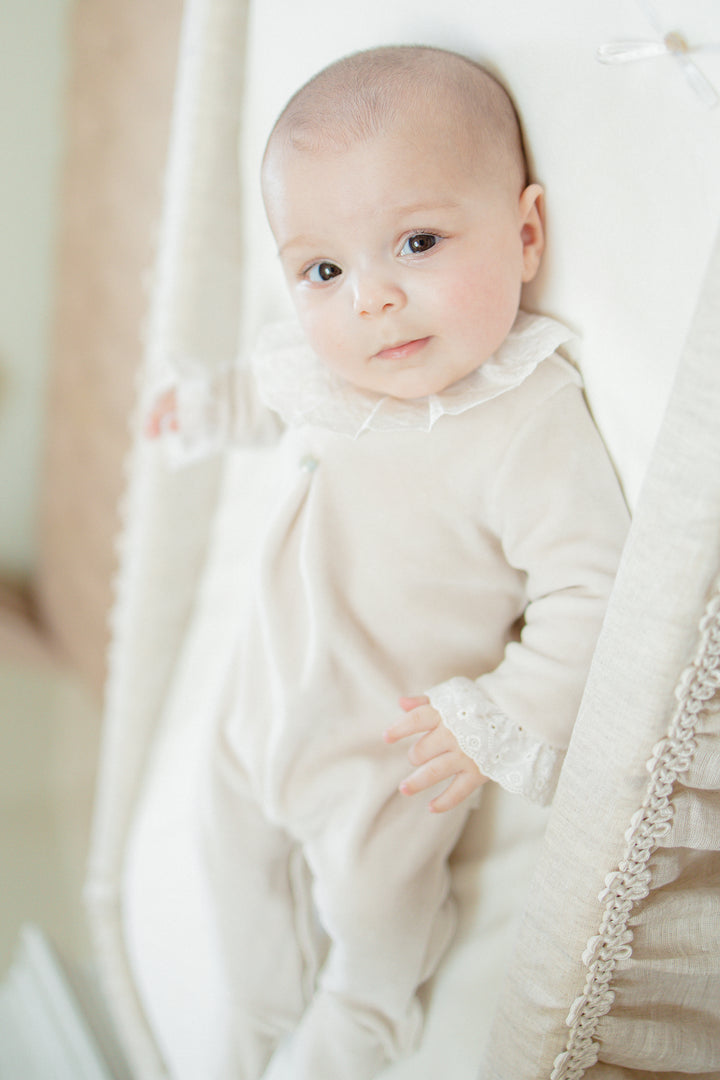 Pureté du Bebe "Eliana" Stone Velour Broderie Anglaise Sleepsuit | Millie and John