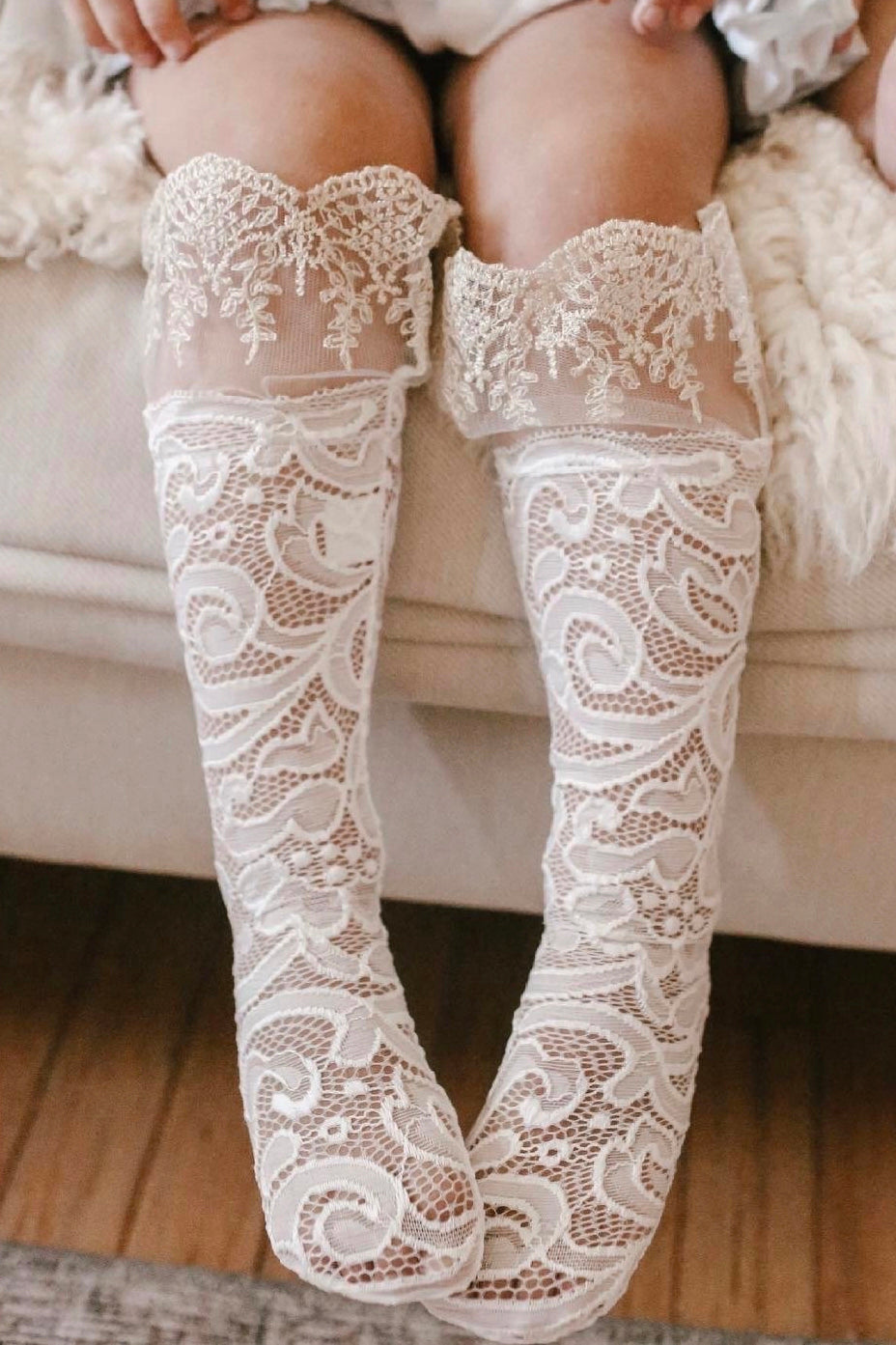 Petite Maison "Aida" Lace Socks | Millie and John
