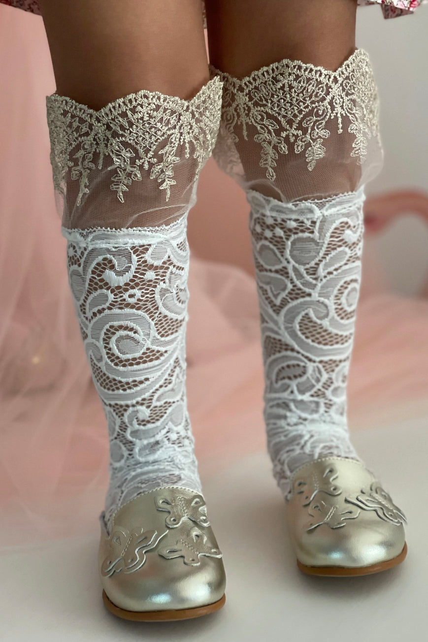 Petite Maison "Aida" Lace Socks | Millie and John