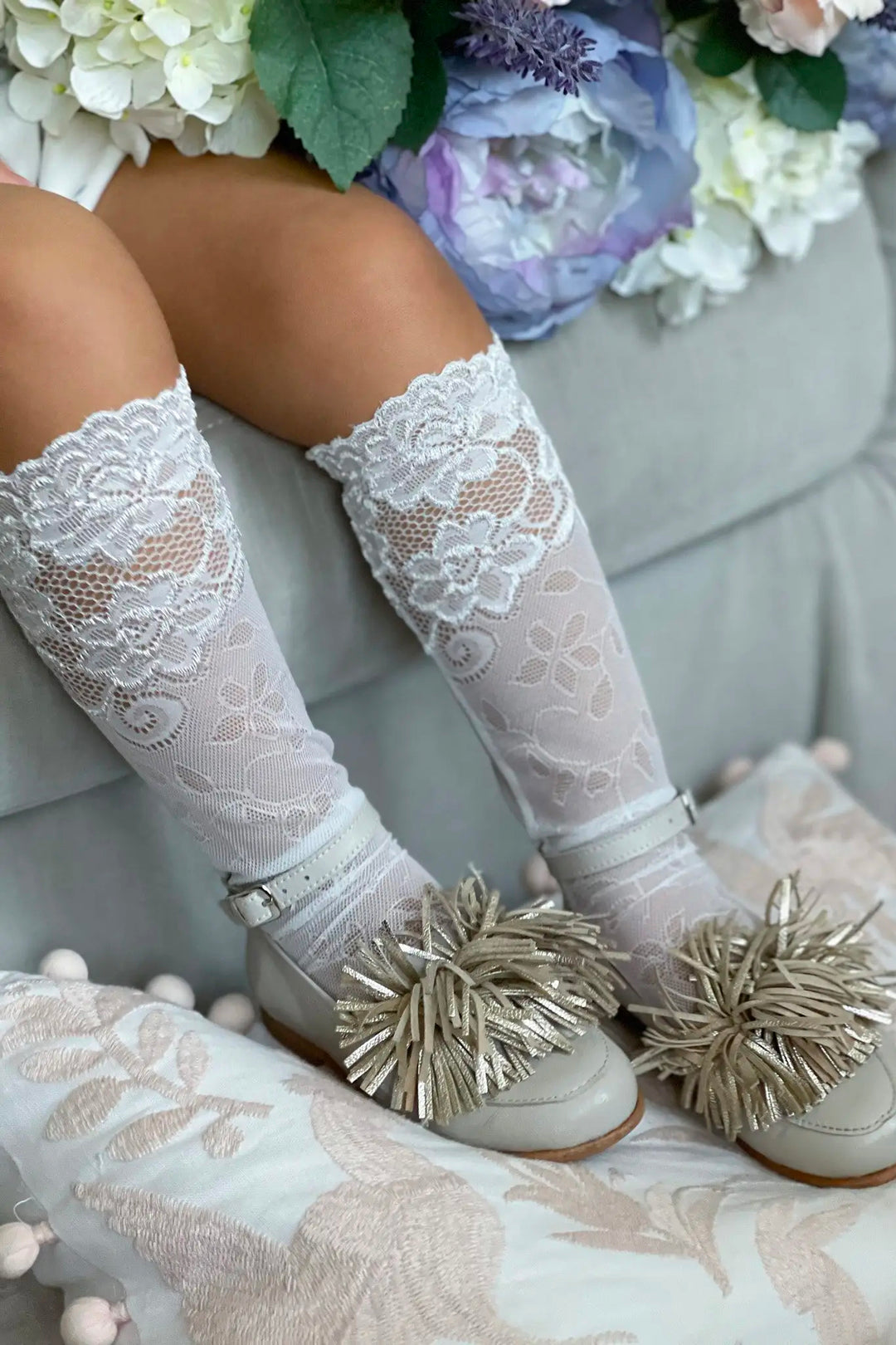 Petite Maison "Flora" Lace Socks | Millie and John