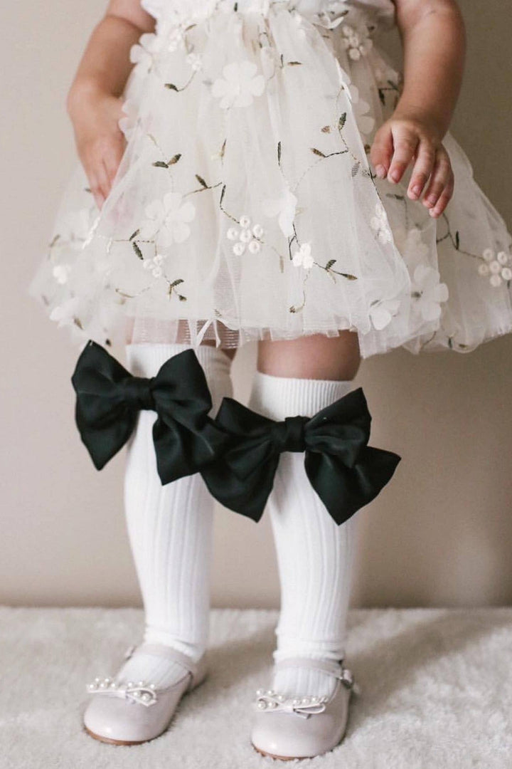 Petit Maison "Abigail" Satin Bow Socks | Millie and John