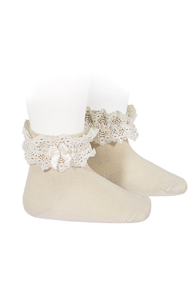 Condor Linen Lace Trim Ankle Socks | Millie and John