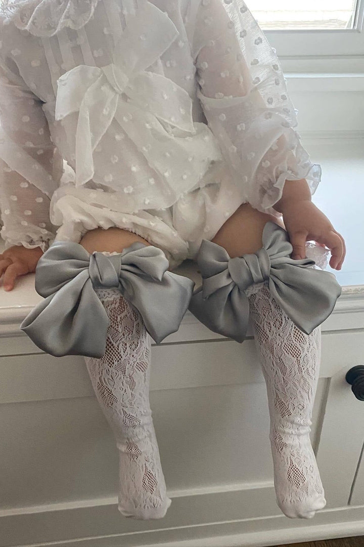 Petit Maison "Lola" Lace Satin Bow Socks | Millie and John