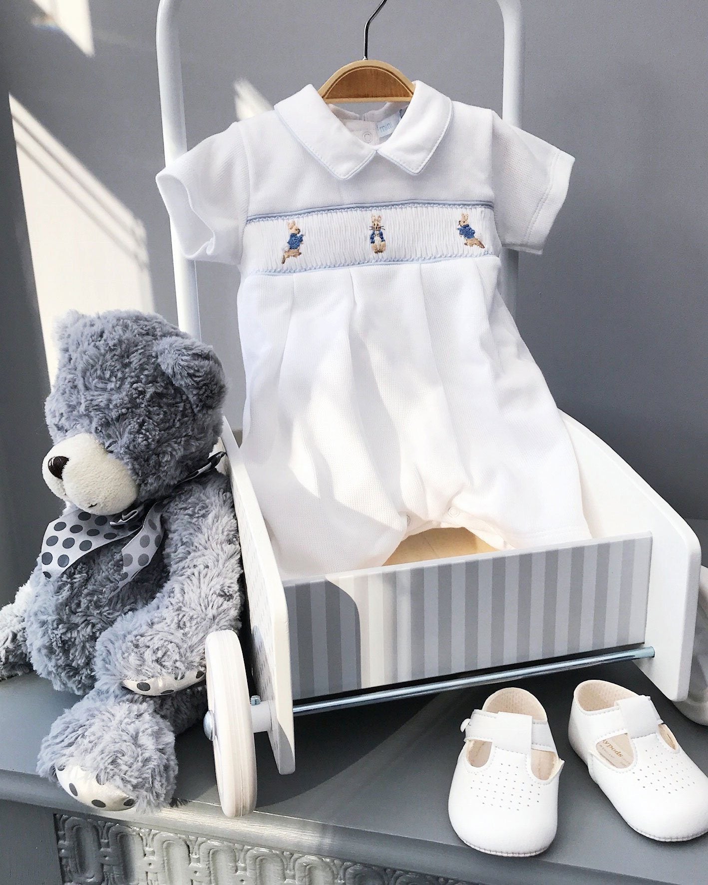 Peter Rabbit™ & Co - Millie and John