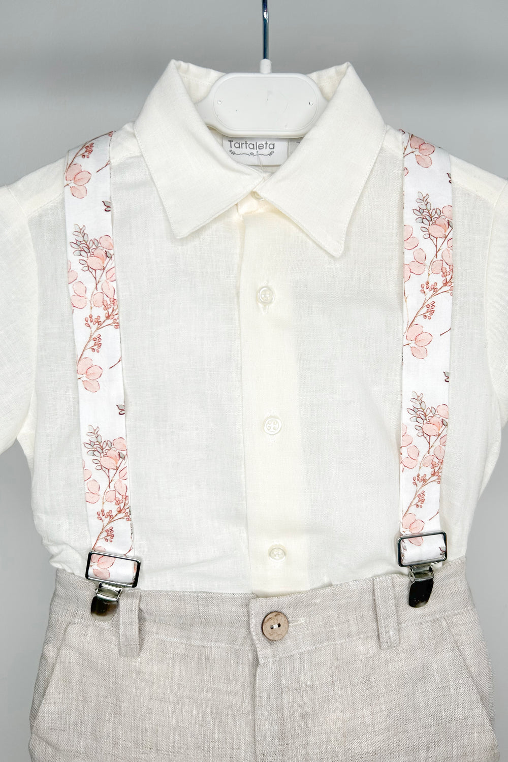 Tartaleta "Hudson" Shirt, Beige Shorts & Floral Braces | Millie and John