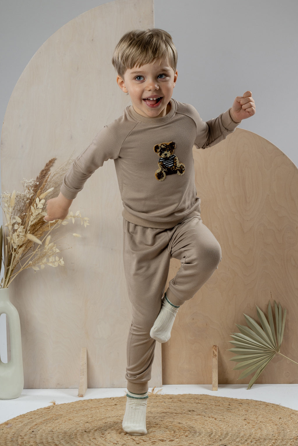 Jamiks "Timothy" Beige Bamboo Teddy Tracksuit | Millie and John