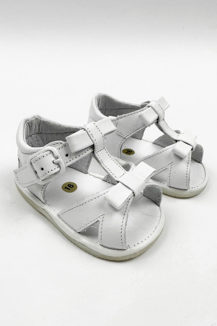 León Shoes X M&J "Gabriela" White Patent Leather Sandals (UK 0-4) | Millie and John