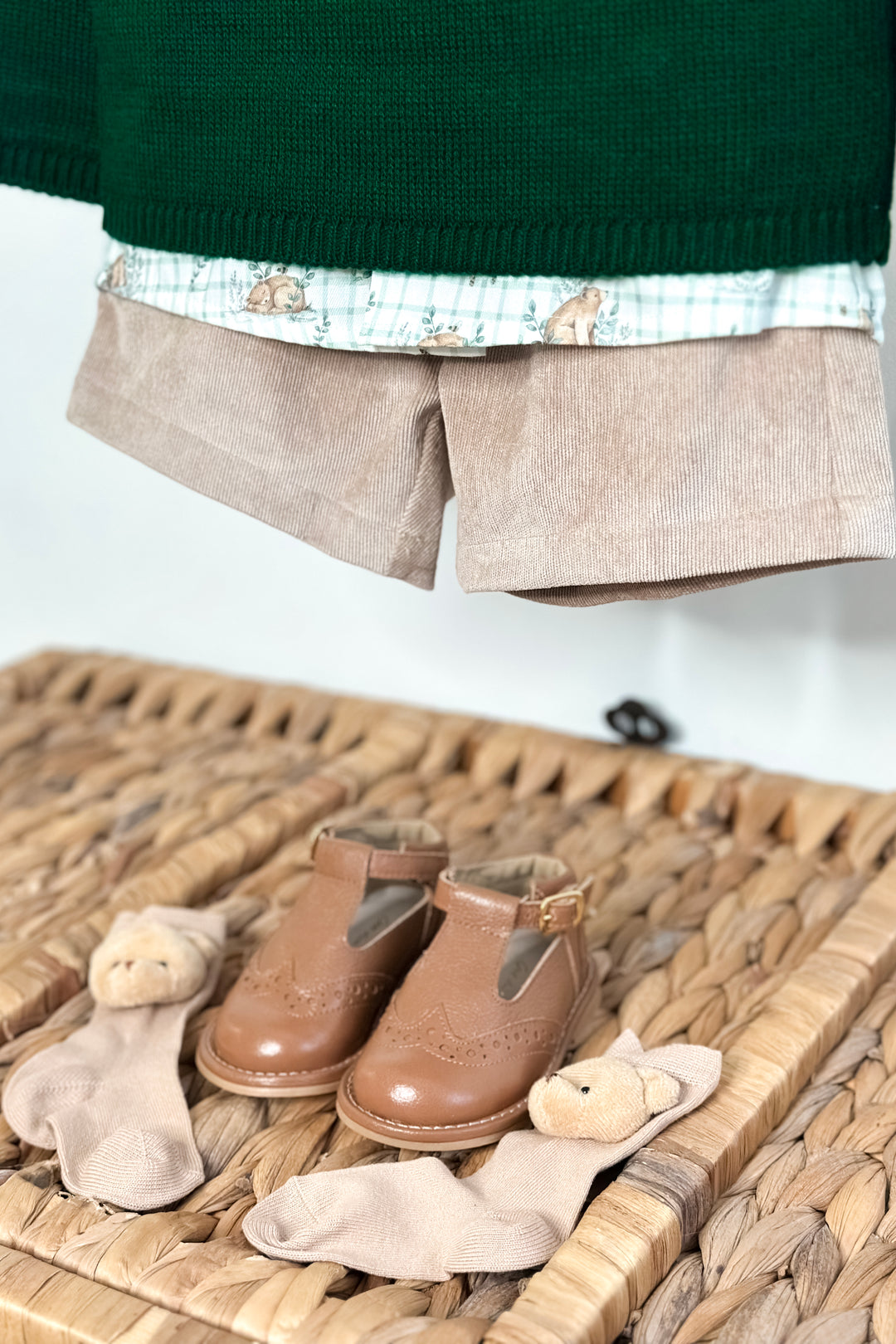 "Austin" Bottle Green Jumper, Bear Shirt & Shorts