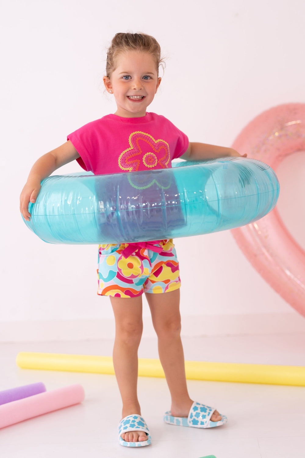 Agatha Ruíz de la Prada "Mollie" Fuchsia T-Shirt & Multicoloured Shorts - Millie and John