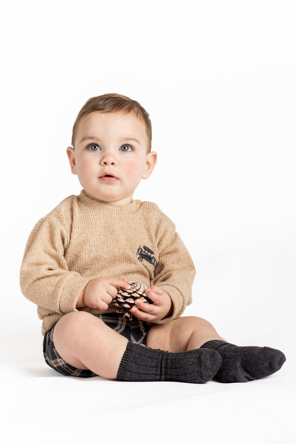 Calamaro "Harris" Beige Chenille Top & Charcoal Tartan Shorts - Millie and John