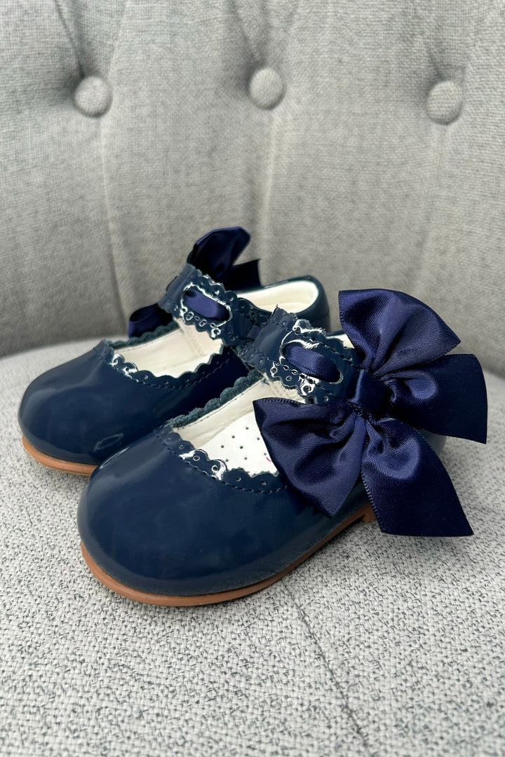 Caramelo Kids Navy Patent Leather Satin Bow Mary Jane Shoes - Millie and John