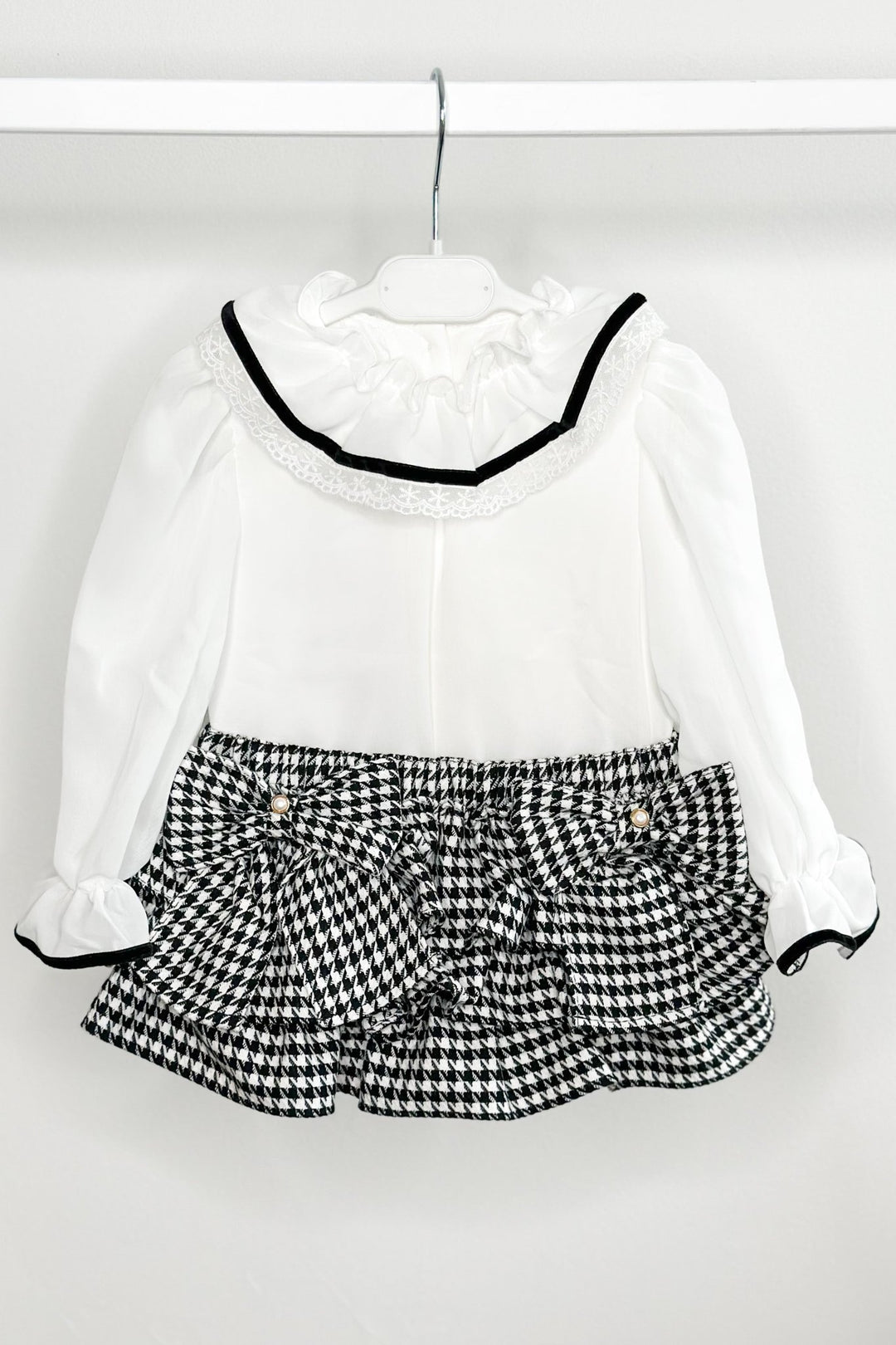 Fofettes "Dixie" Blouse & Black Houndstooth Skort - Millie and John