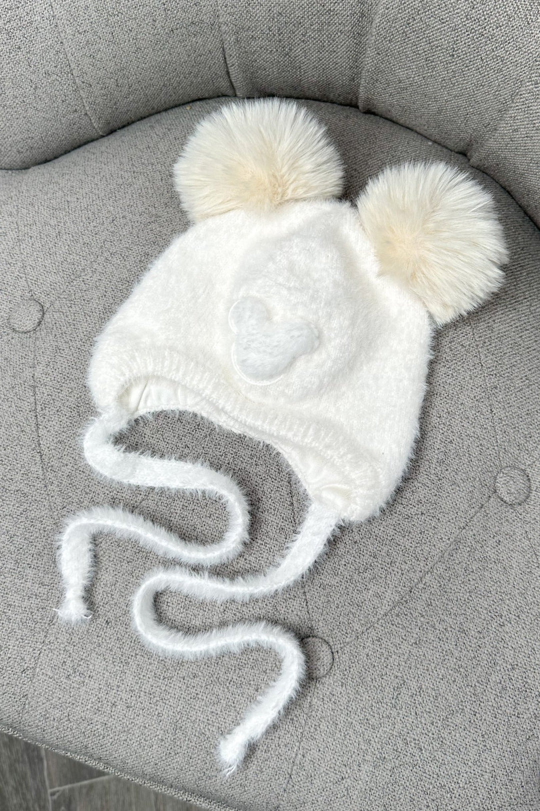 Jamiks Fluffy Ivory Cashmere Bear Pom Pom Hat - Millie and John