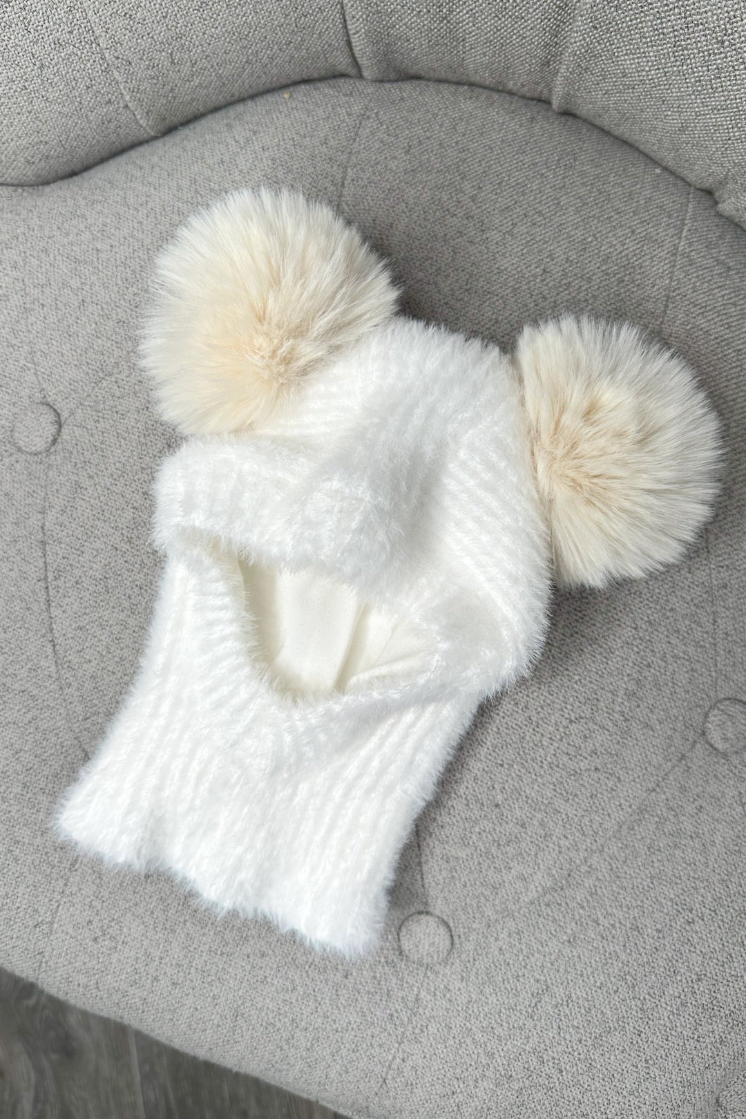 Jamiks Fluffy Ivory Pom Pom Snood - Millie and John