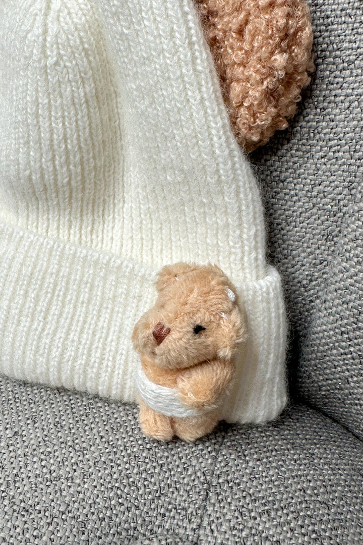 Jamiks Ivory Ribbed Bear Beanie Hat - Millie and John