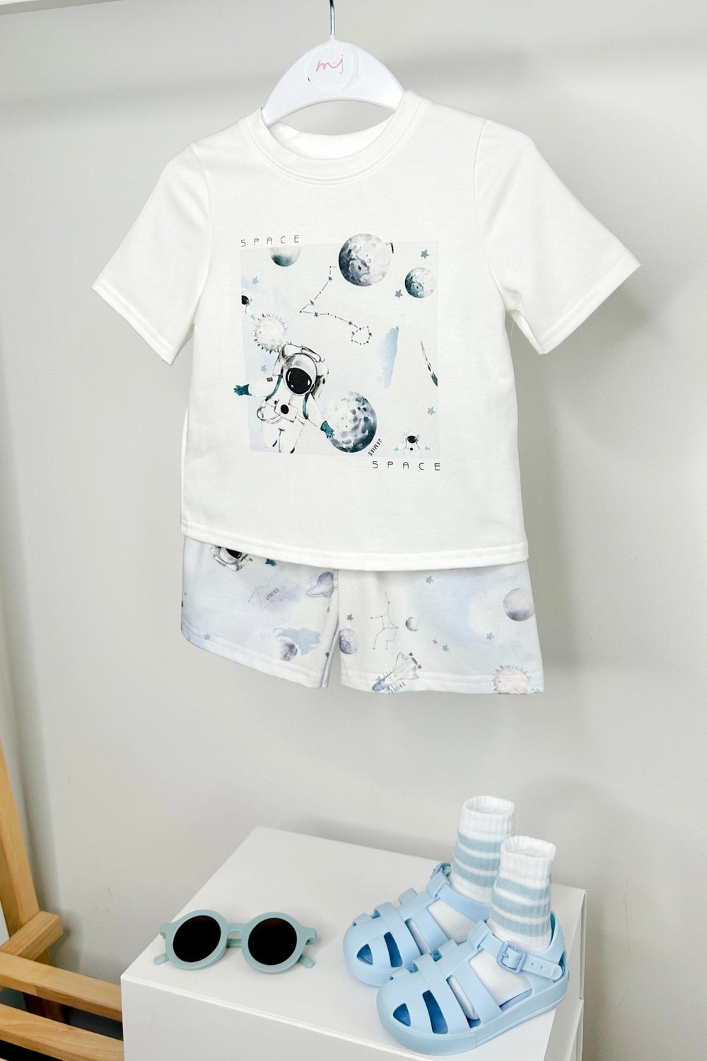 Jamiks "Jackson" Ivory & Blue Astronaut T-Shirt & Shorts - Millie and John