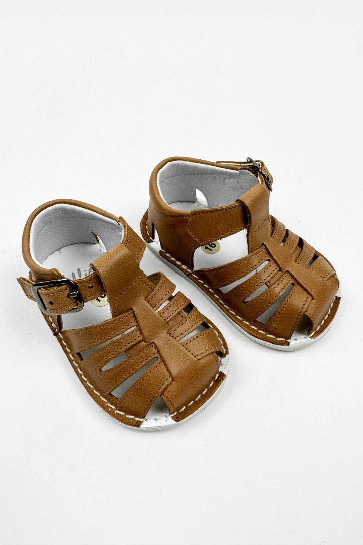 León Shoes X M&J "Luis" Brown Leather Sandals - Millie and John