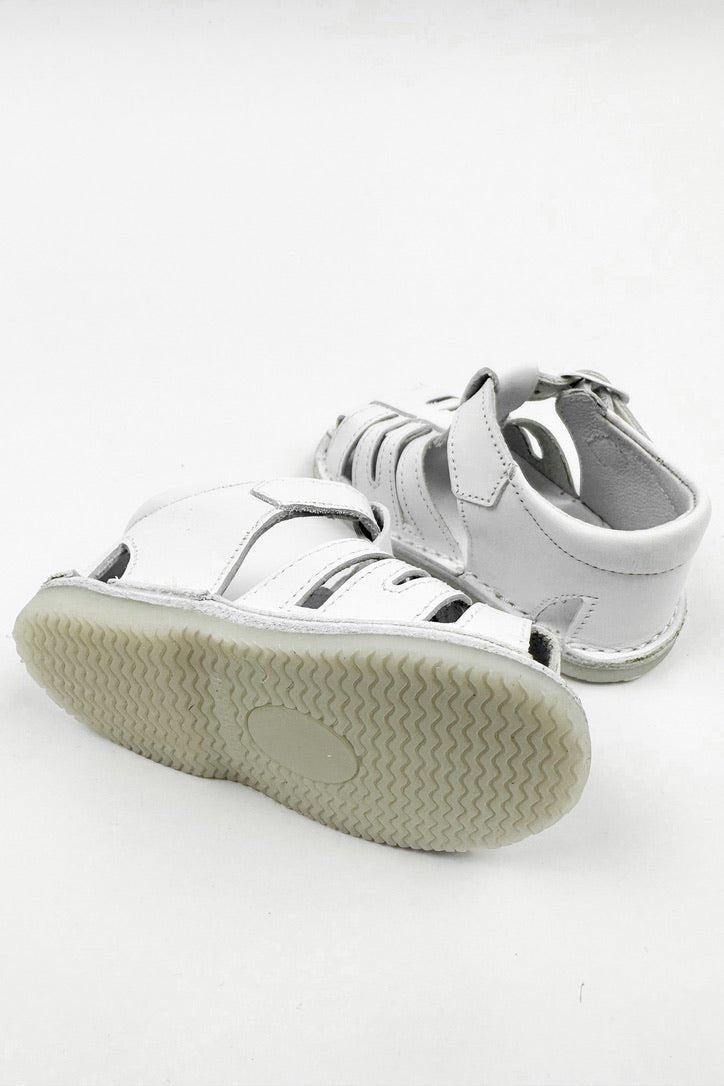 León Shoes X M&J "Luis" White Leather Sandals - Millie and John