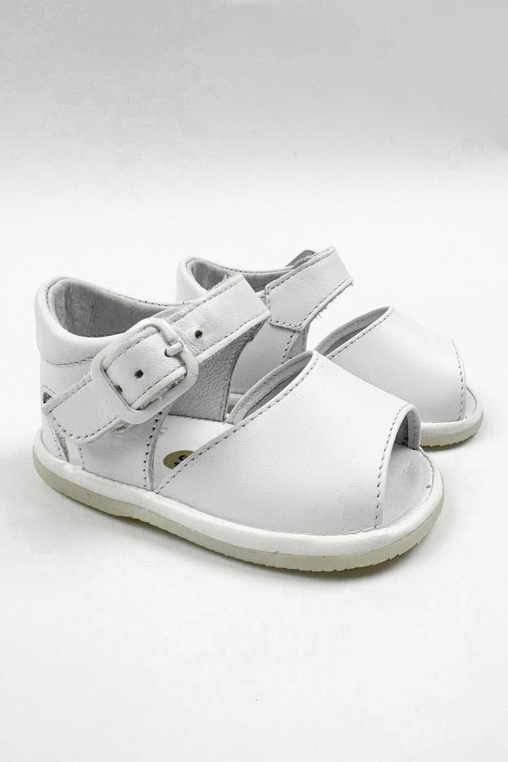 León Shoes X M&J "Sierra" White Leather Sandals - Millie and John